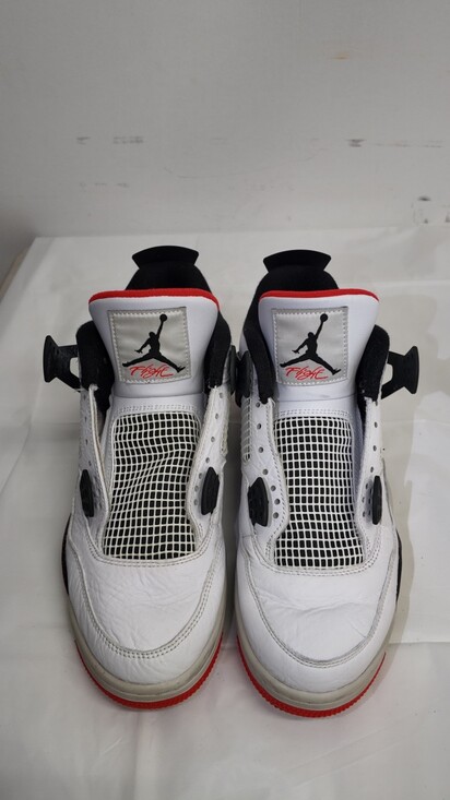 Air Jordan 4 Retro 